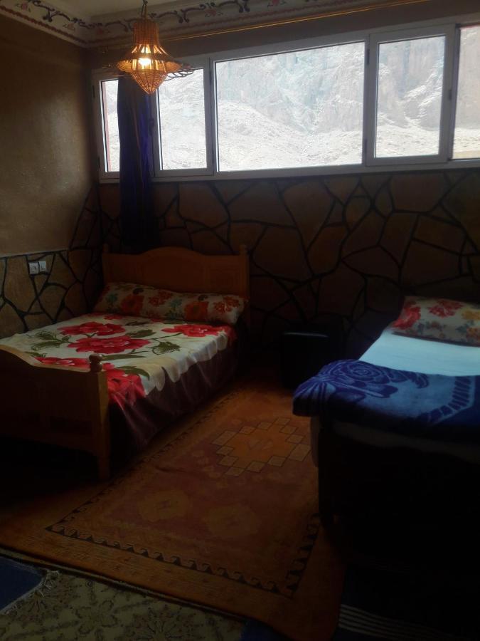 Dounia Hostel Тингир Экстерьер фото