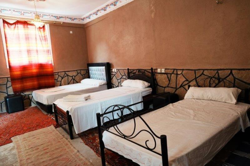 Dounia Hostel Тингир Экстерьер фото