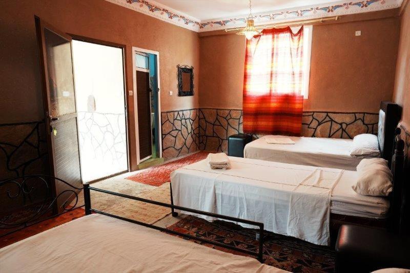 Dounia Hostel Тингир Экстерьер фото