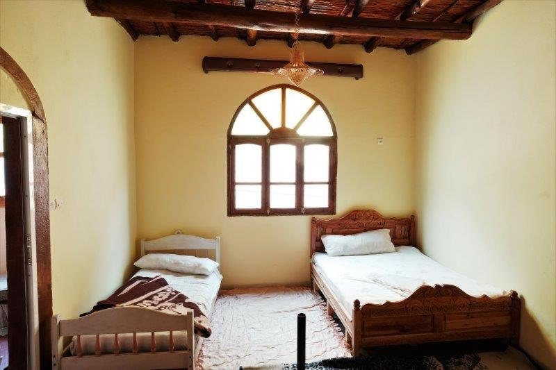 Dounia Hostel Тингир Экстерьер фото