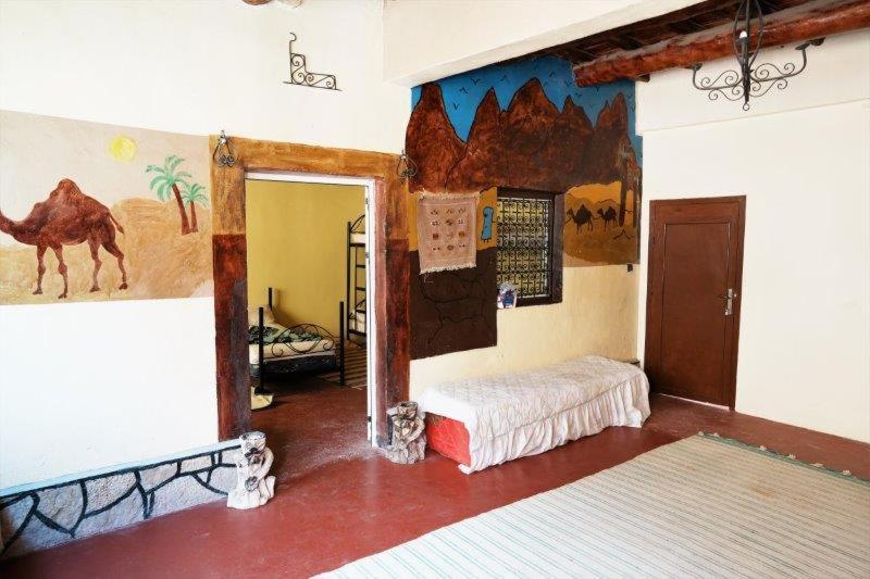 Dounia Hostel Тингир Экстерьер фото