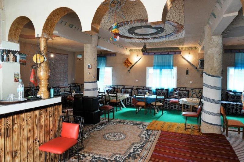 Dounia Hostel Тингир Экстерьер фото