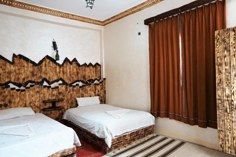 Dounia Hostel Тингир Экстерьер фото